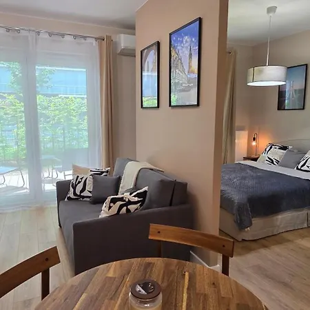 아파트 Fairytales River Point Ii