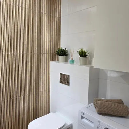 아파트 Fairytales River Point Ii *